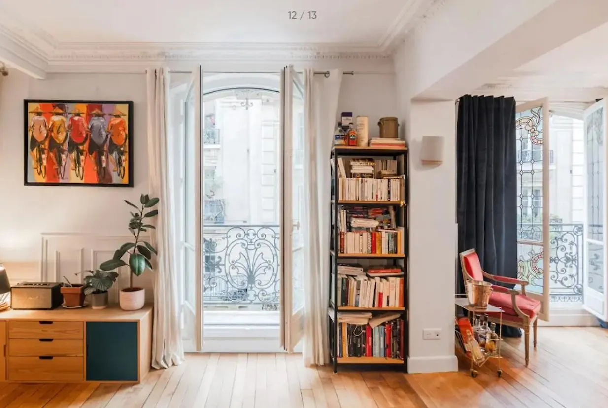 פריז Montmartre // Lovely Flat For You !